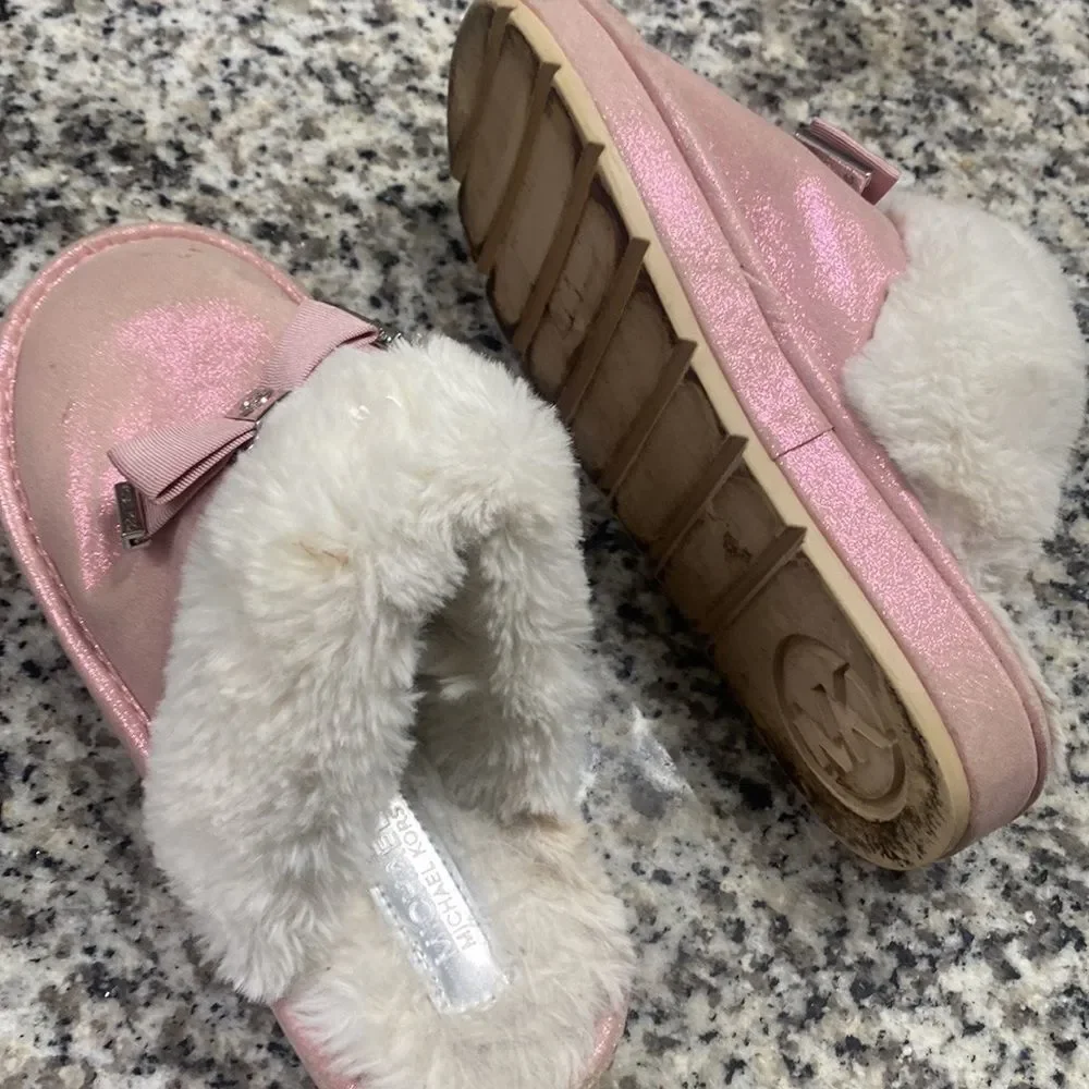 Michael Kors Girls Grace Bow Slippers